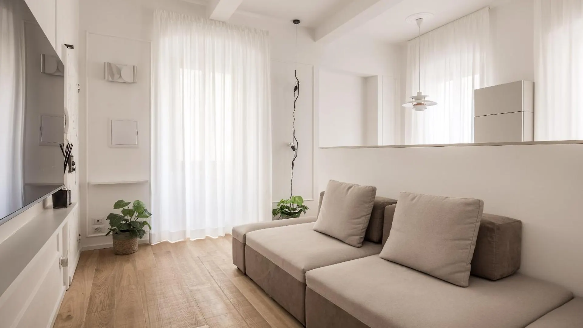 Tornabuoni Place & Dream Apartments By Mmega Florence