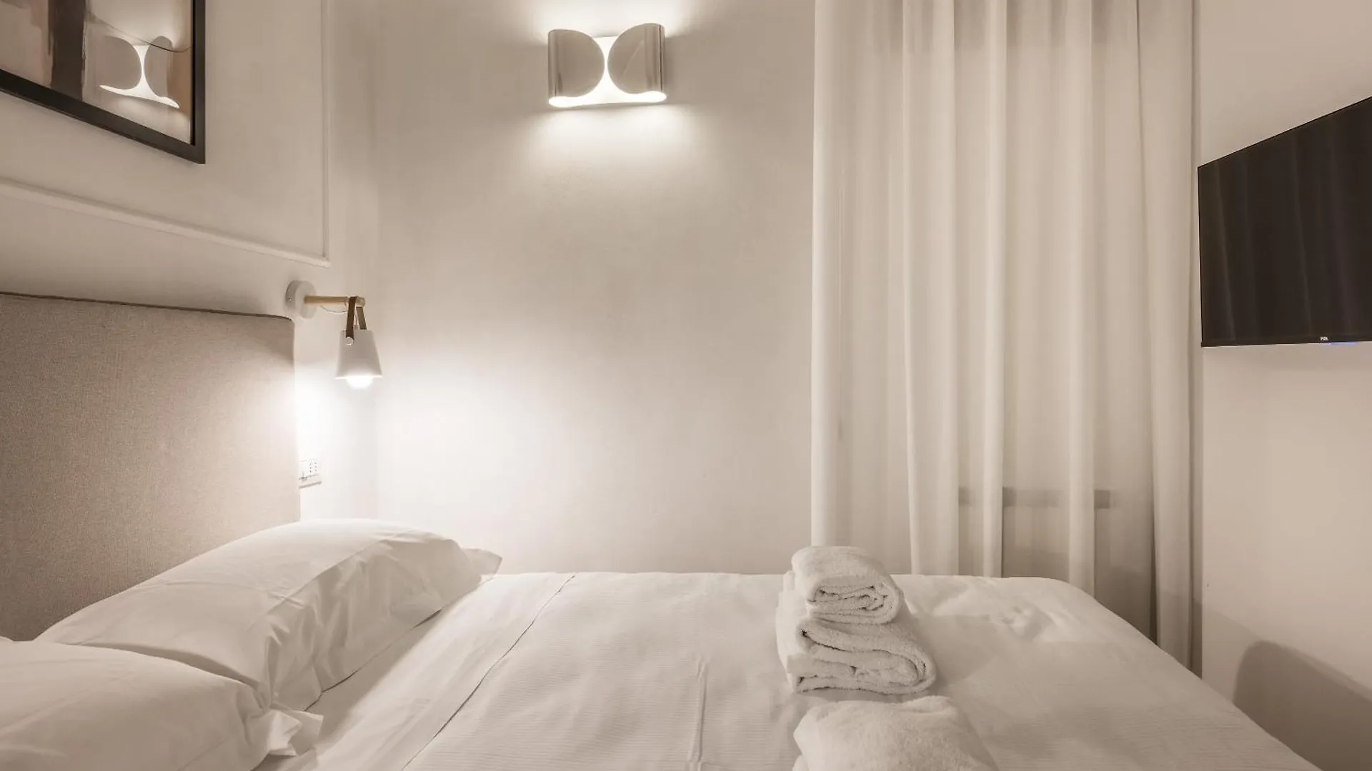 Tornabuoni Place & Dream Apartments By Mmega Florence 0*,  Italië