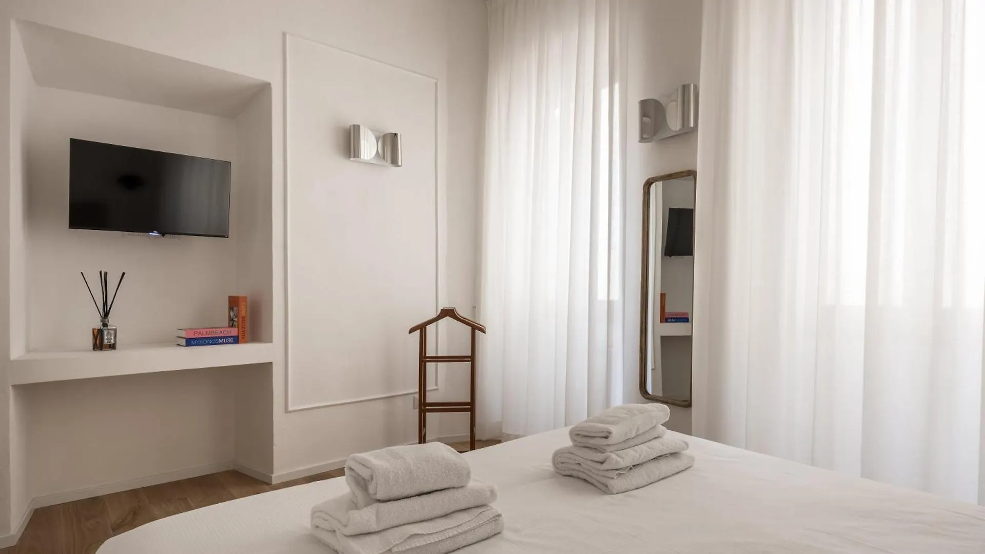 Tornabuoni Place & Dream Apartments By Mmega Florence