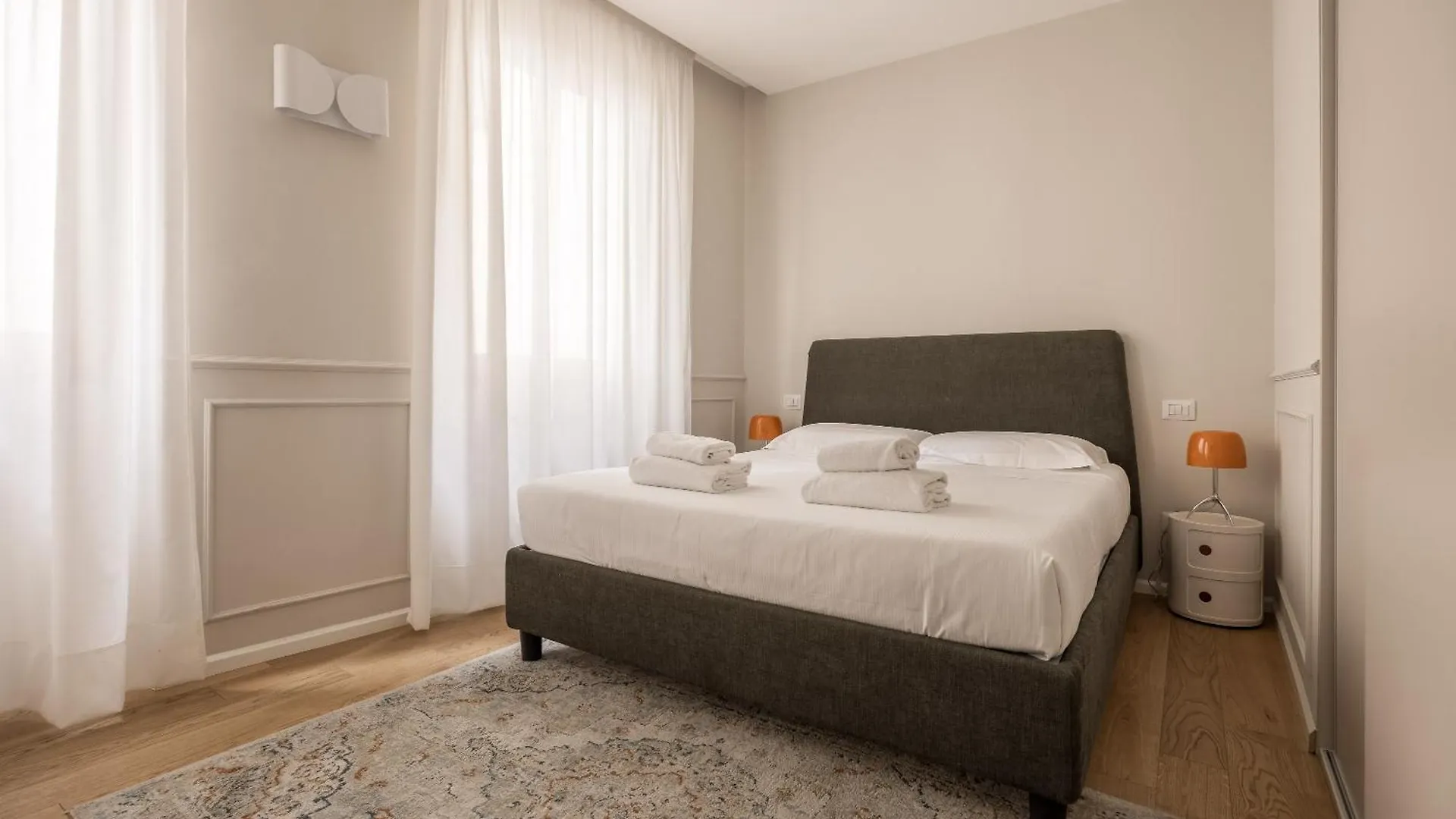 Tornabuoni Place & Dream Apartments By Mmega Florence Italië